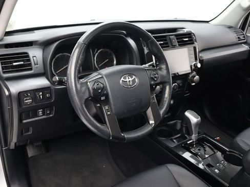 Certified 2023 Toyota 4Runner TRD Off-Road Premium w/ Moonroof Package AWD/4WD image 15