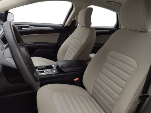 Used 2018 Ford Fusion S image 17