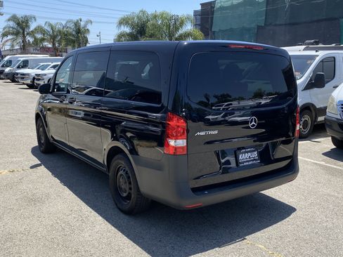 Used 2023 Mercedes-Benz Metris Passenger image 10