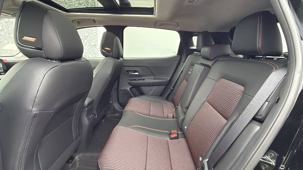 Certified 2026 Nissan Kicks SR w/ SR Premium Package AWD/4WD image 20