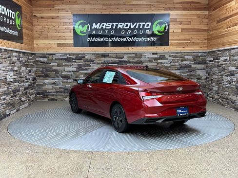 Certified 2023 Hyundai Elantra SEL w/ Cargo Package image 7