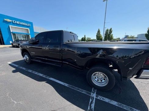 Used 2025 RAM 3500 Tradesman AWD/4WD image 17