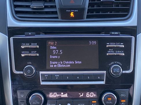 Used 2018 Nissan Altima 2.5 SV image 21