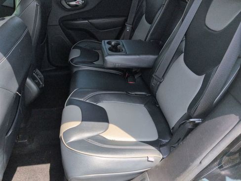 Used 2015 Jeep Cherokee Sport AWD/4WD image 20