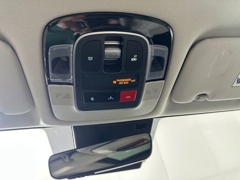 Used 2023 Hyundai Sonata Limited w/ Preferred Accessory Package image 24