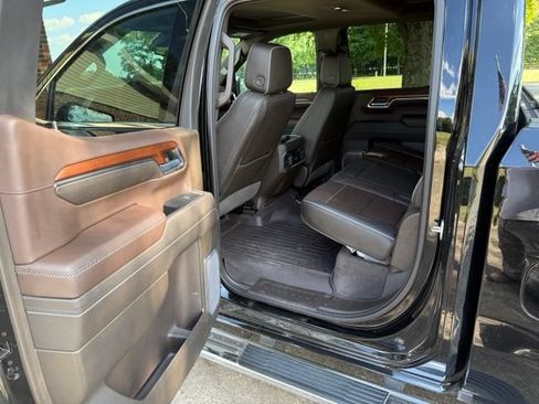 Used 2023 GMC Sierra 1500 Denali AWD/4WD image 4