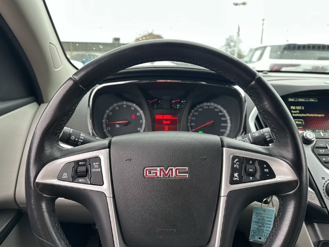 Used 2016 GMC Terrain SLE AWD/4WD image 25