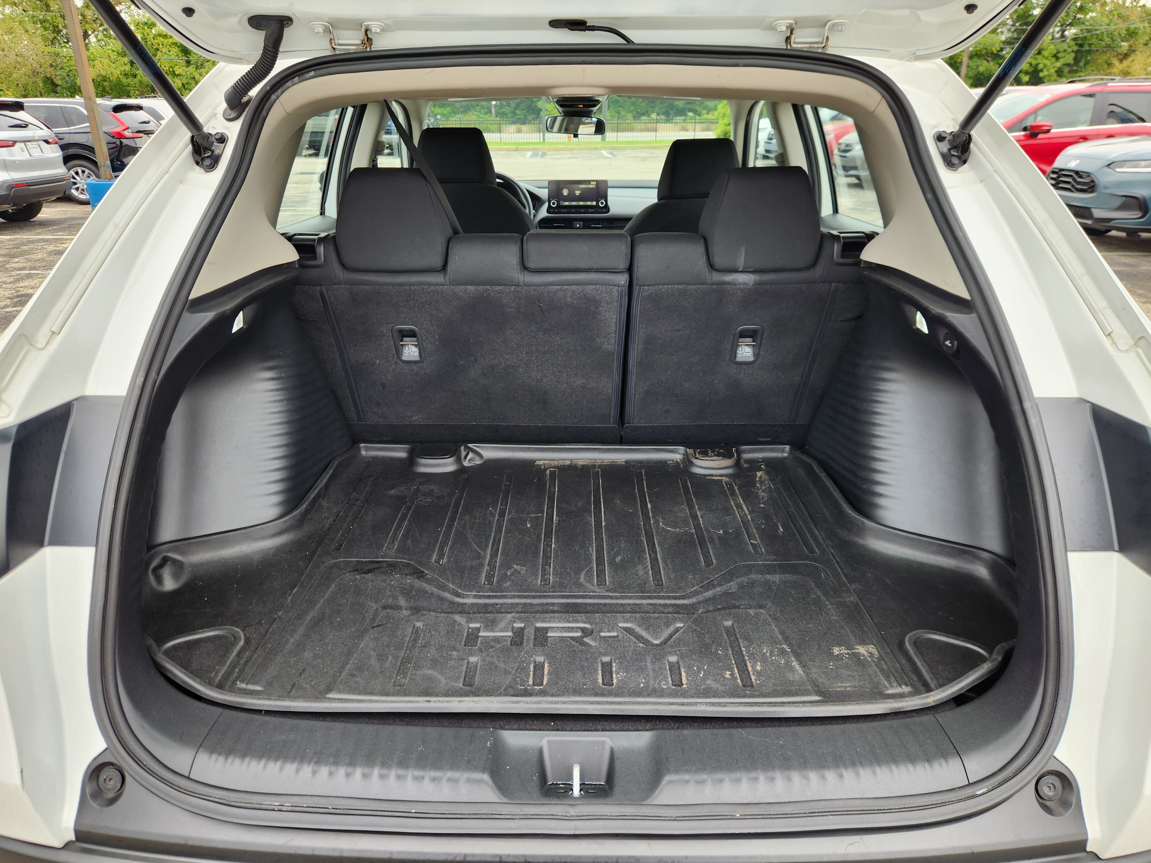 Certified 2024 Honda HR-V LX image 18