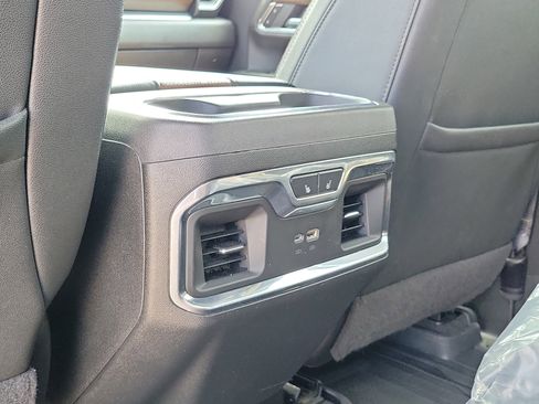 Used 2024 Chevrolet Silverado 3500 High Country w/ Technology Package AWD/4WD image 14