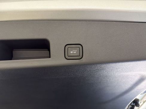 Certified 2026 Chevrolet Traverse Z71 image 17