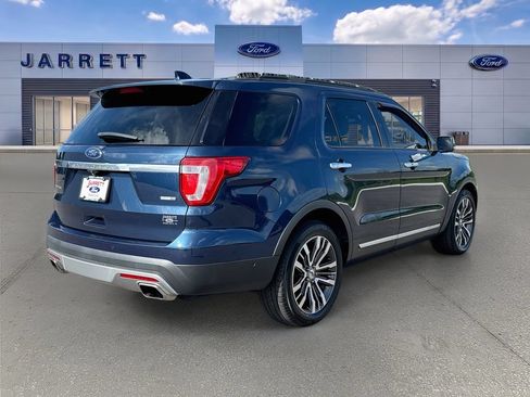Used 2016 Ford Explorer Platinum AWD/4WD image 7