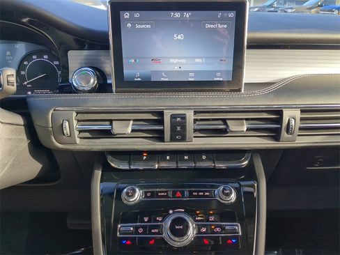 Certified 2022 Lincoln Corsair FWD image 19