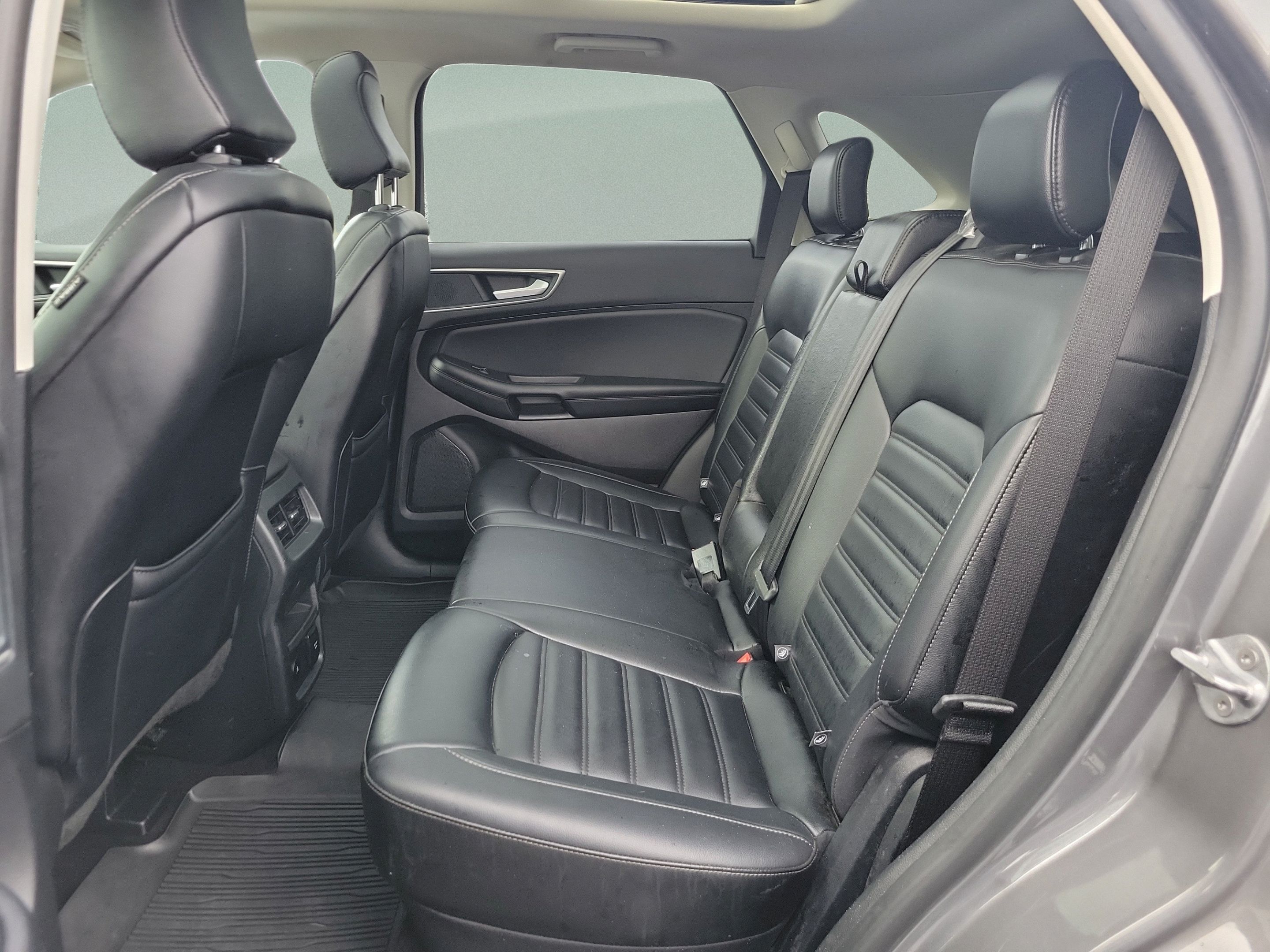 Used 2024 Ford Edge SEL w/ Convenience Package AWD/4WD image 10