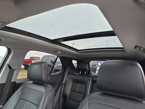 Used 2022 Chevrolet Equinox Premier image 6