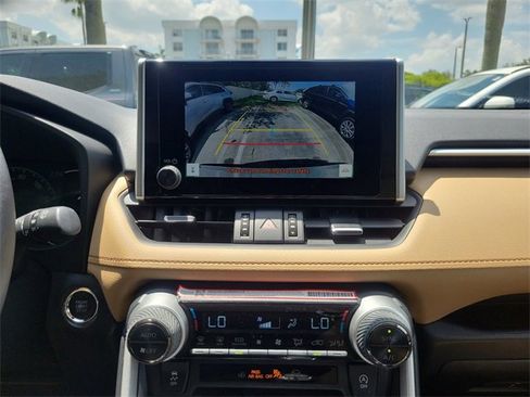 Used 2025 Toyota RAV4 XLE Premium image 21