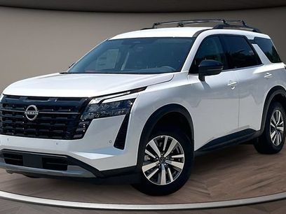 New 2026 Nissan Pathfinder SL