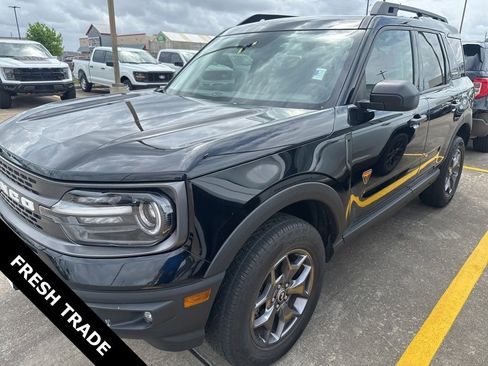 Used 2023 Ford Bronco Sport Badlands image 3