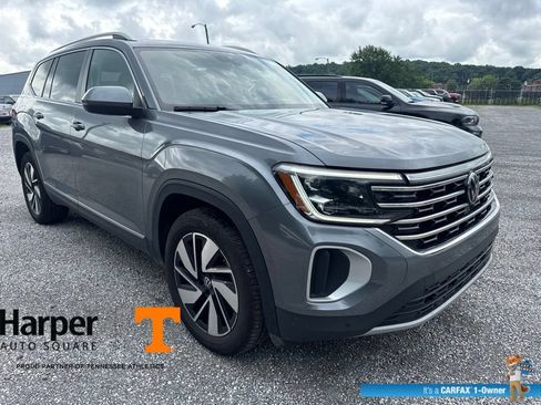 Used 2024 Volkswagen Atlas SEL AWD/4WD image 7