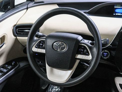 Certified 2018 Toyota Prius Two w/ Prius Two Safety Plus Package FWD image 18