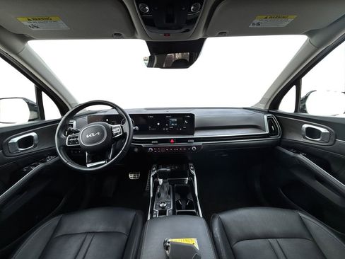 Certified 2024 Kia Sorento SX image 17