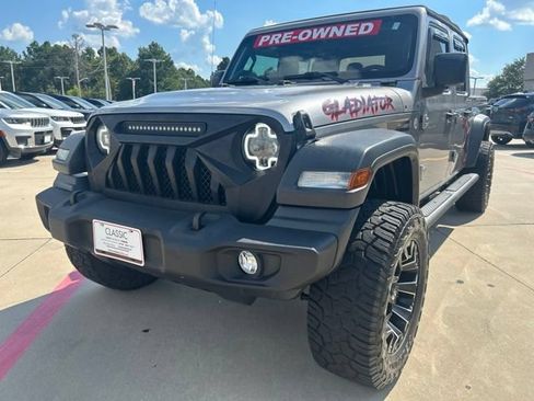Used 2020 Jeep Gladiator Sport w/ Quick Order Package 24S AWD/4WD image 6