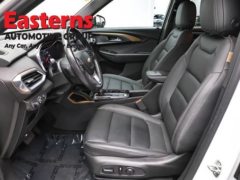 Used 2021 Chevrolet TrailBlazer ACTIV w/ Driver Confidence Package AWD/4WD image 14