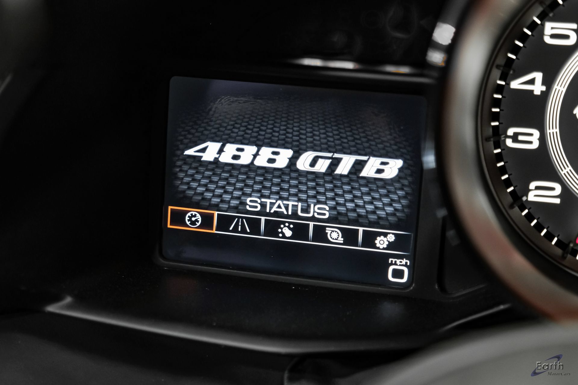 Used 2017 Ferrari 488 GTB RWD image 94
