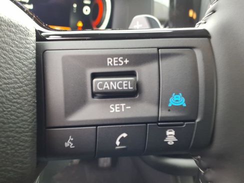 New 2026 Nissan Pathfinder SL image 21