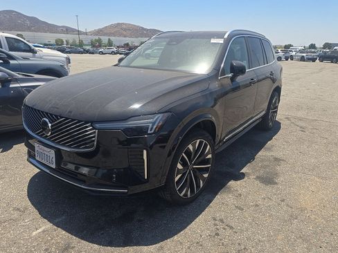 Used 2025 Volvo XC90 B6 Plus w/ Protection Package Premier AWD/4WD image 2