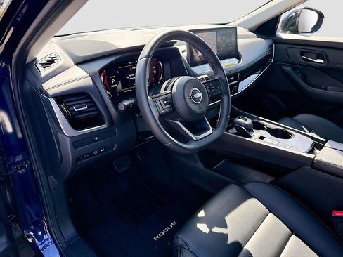Certified 2024 Nissan Rogue SL FWD image 11