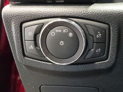 Used 2019 Ford F150 XLT w/ Equipment Group 302A Luxury AWD/4WD image 20
