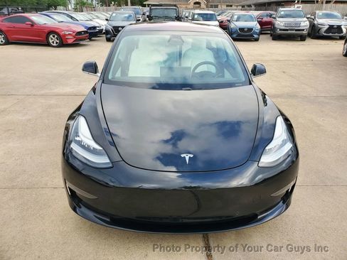 Used 2018 Tesla Model 3 image 13
