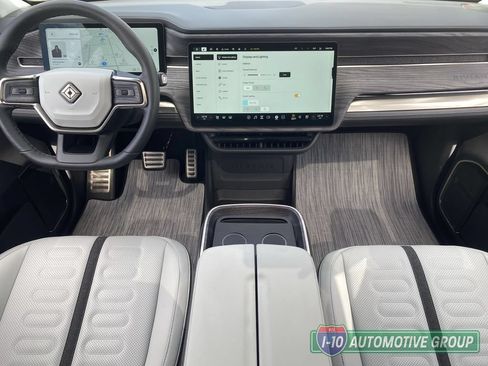 Used 2024 Rivian R1S Adventure AWD/4WD image 13