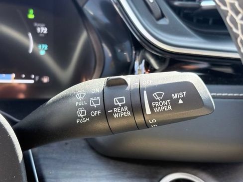 Used 2023 Jeep Grand Cherokee 4WD 4xe w/ Luxury Tech Group II image 17