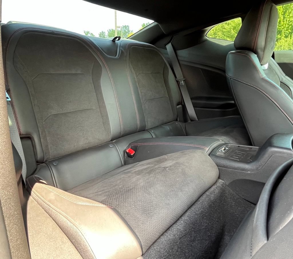 Used 2020 Chevrolet Camaro ZL1 RWD image 31