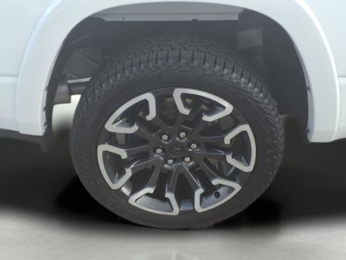 Used 2022 RAM 1500 Laramie w/ Laramie Southwest Edition image 9