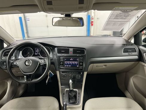 Used 2019 Volkswagen Golf S FWD image 10
