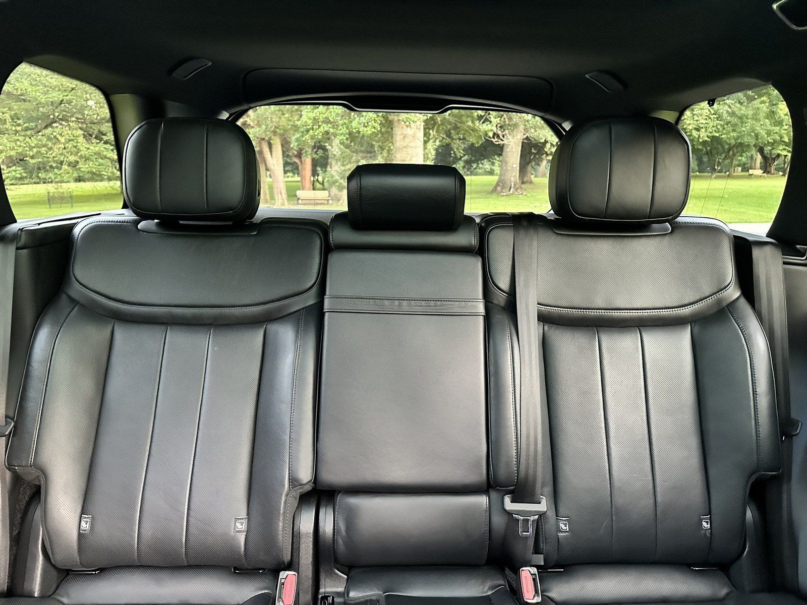 Used 2023 Land Rover Range Rover SE AWD/4WD image 18