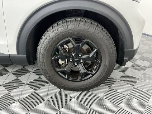 Used 2022 Ford Explorer Timberline w/ Timberline Technology Package image 17