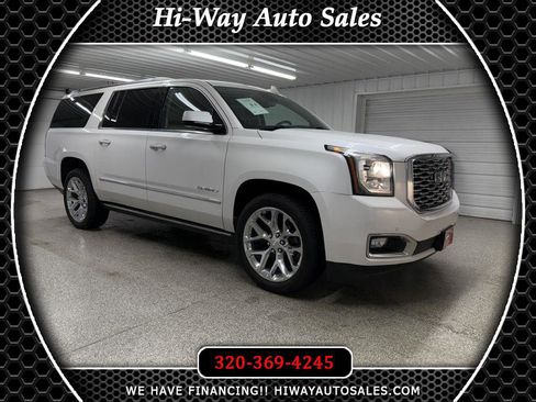 Used 2018 GMC Yukon XL Denali w/ Denali Ultimate Package image 1