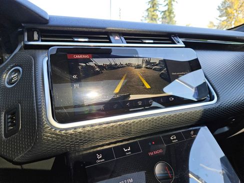 Used 2020 Land Rover Range Rover Velar S image 27