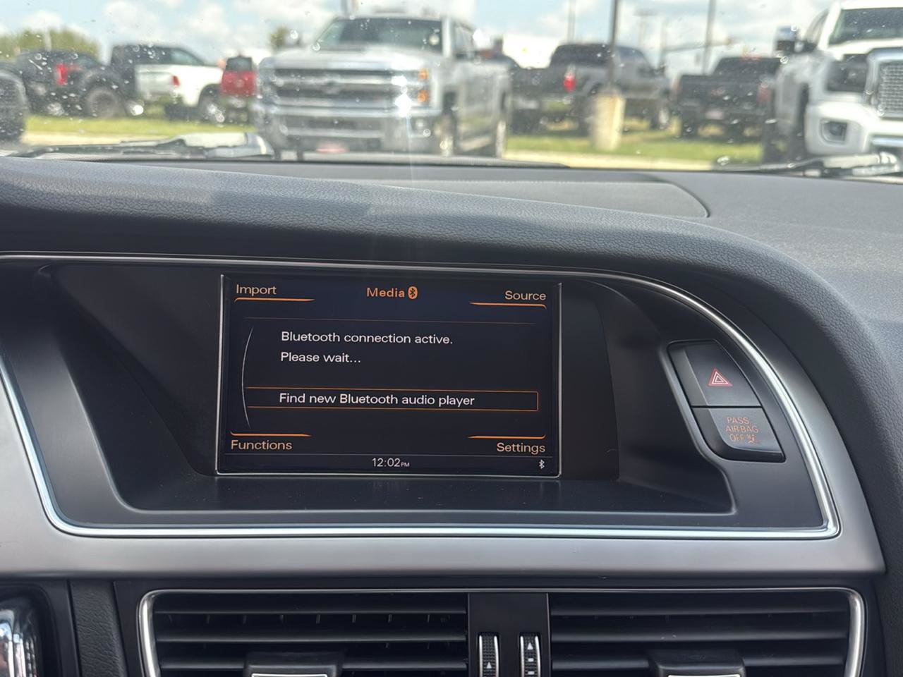 Used 2015 Audi A4 2.0T Premium w/ Audi MMI Navigation FWD image 16