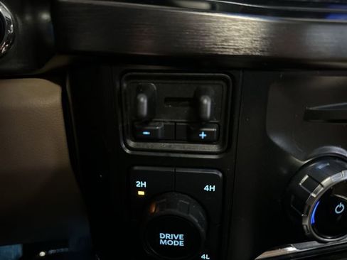 Used 2023 Ford F450 Lariat w/ Lariat Ultimate Package image 28