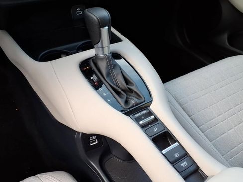 Certified 2023 Honda HR-V LX image 22