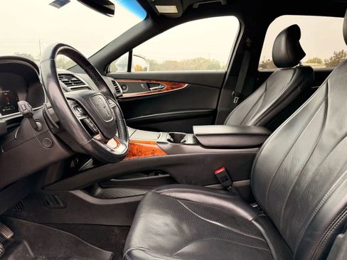 Used 2019 Lincoln Nautilus Reserve image 14