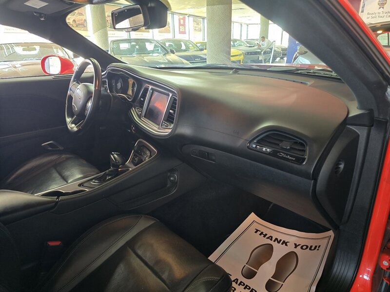 Used 2020 Dodge Challenger SXT w/ Plus Package RWD image 12