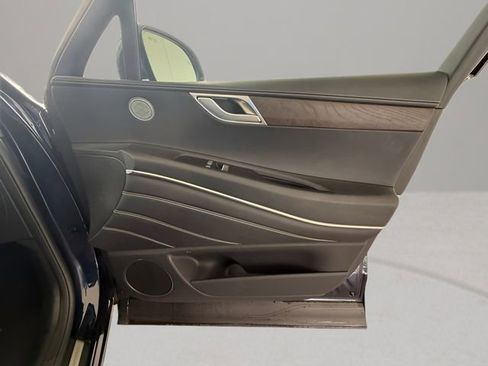 Used 2024 Genesis GV80 3.5T image 34