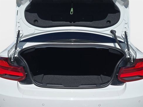 Used 2020 BMW 230i Coupe image 14