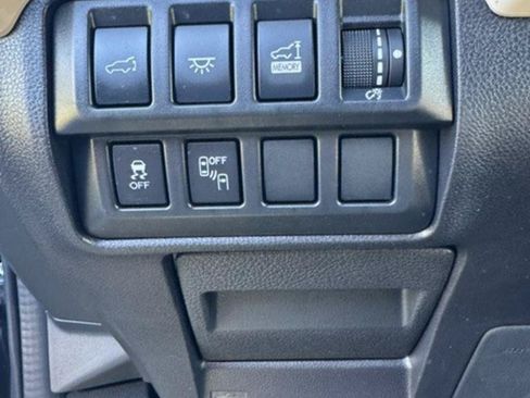 Used 2021 Subaru Ascent Premium w/ Convenience Package AWD/4WD image 7