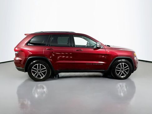 Used 2020 Jeep Grand Cherokee Trailhawk AWD/4WD image 9
